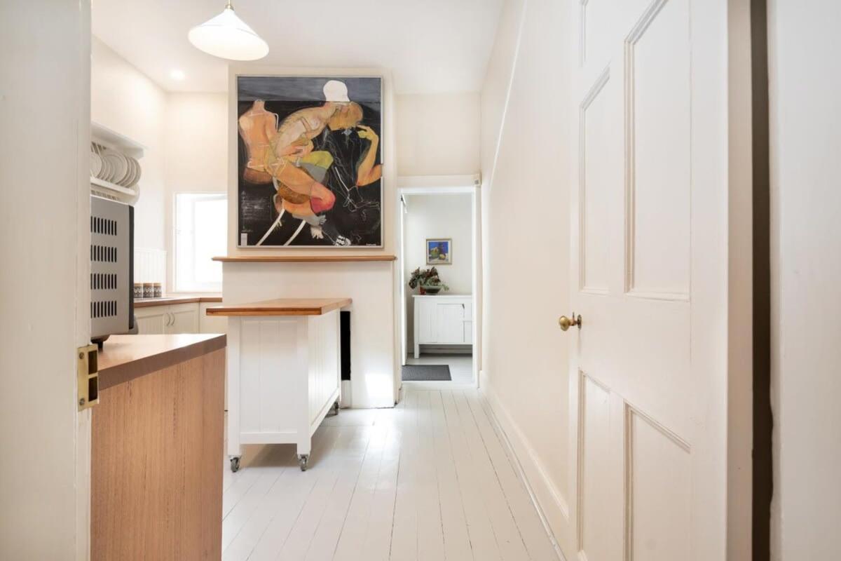 Charming On Charles Launceston Exterior foto