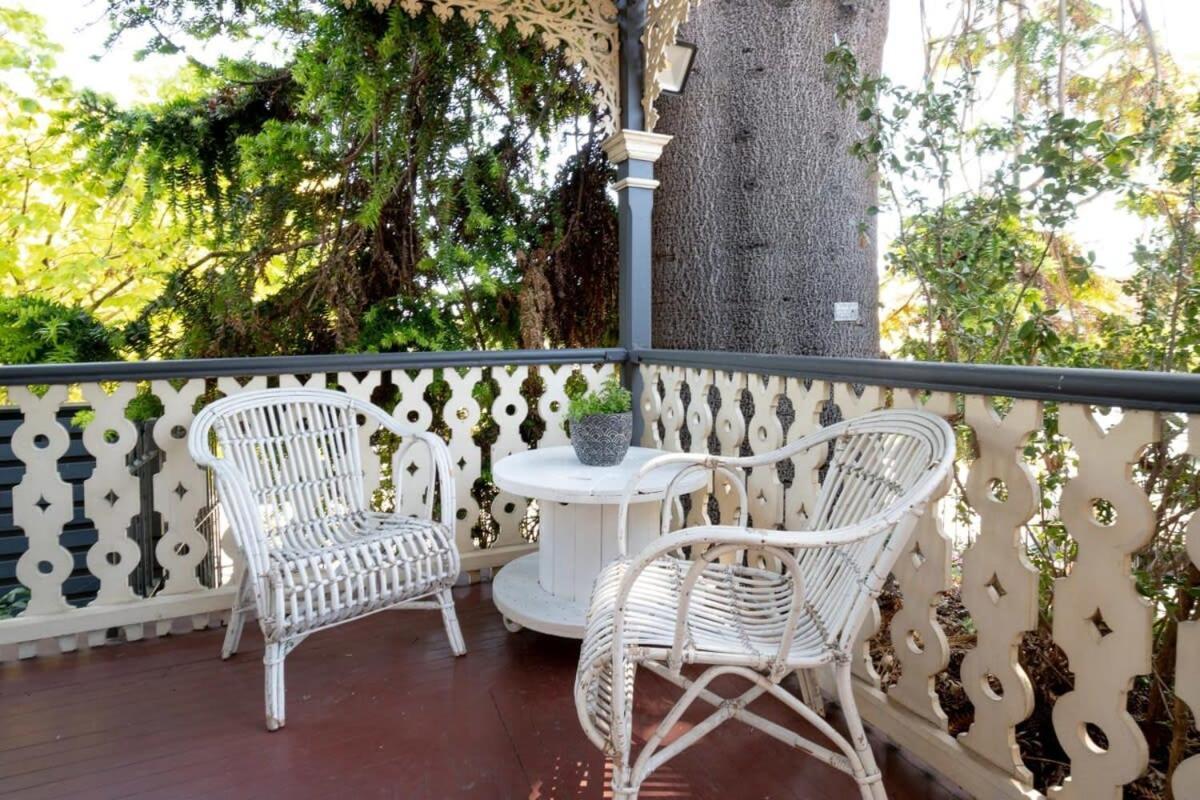 Charming On Charles Launceston Exterior foto