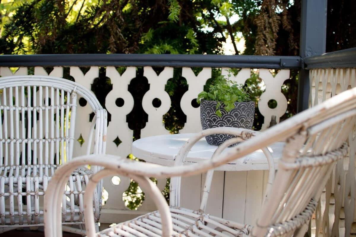 Charming On Charles Launceston Exterior foto